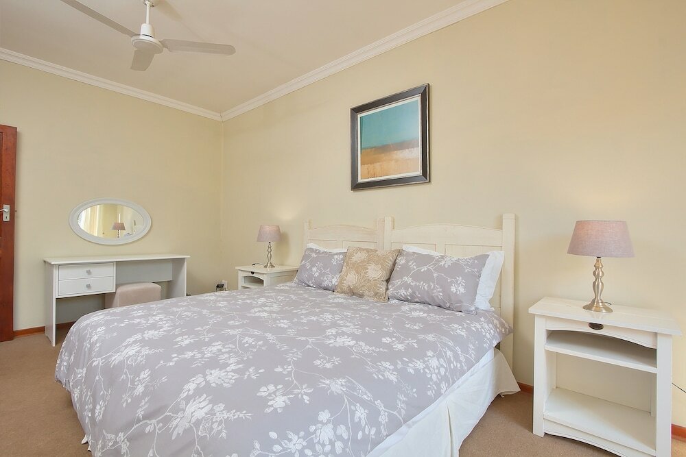 Фото Centurion Golf Suites Boca Walk