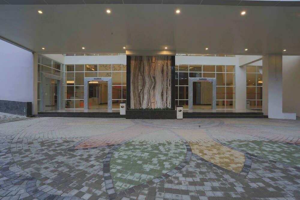 Фото Harris Hotel & Conventions Ciumbuleuit - Bandung