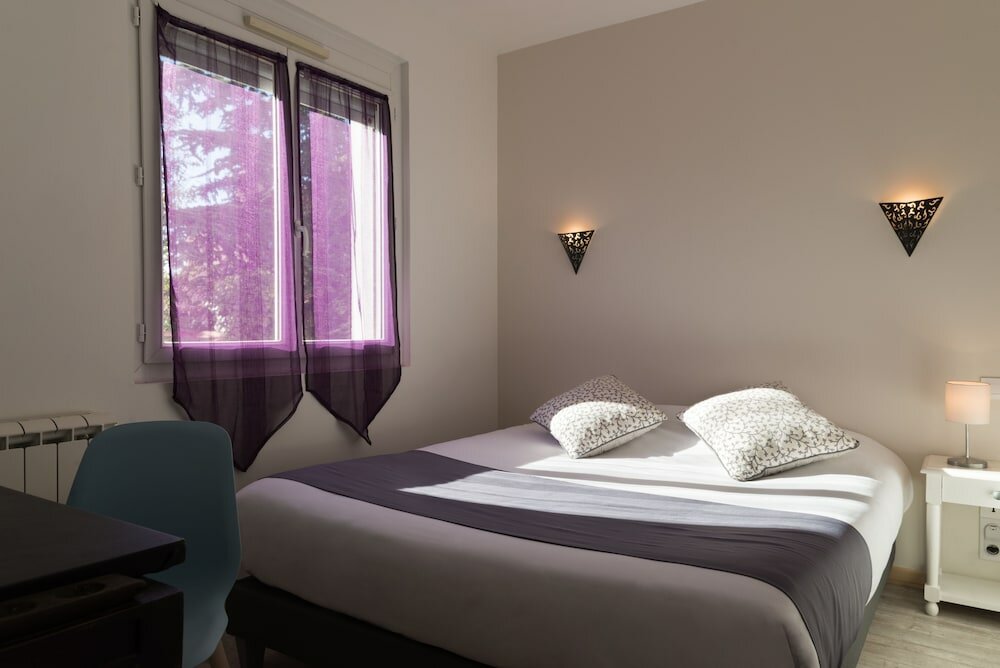 Фото The Originals Boutique, Clair Hôtel, Martigues