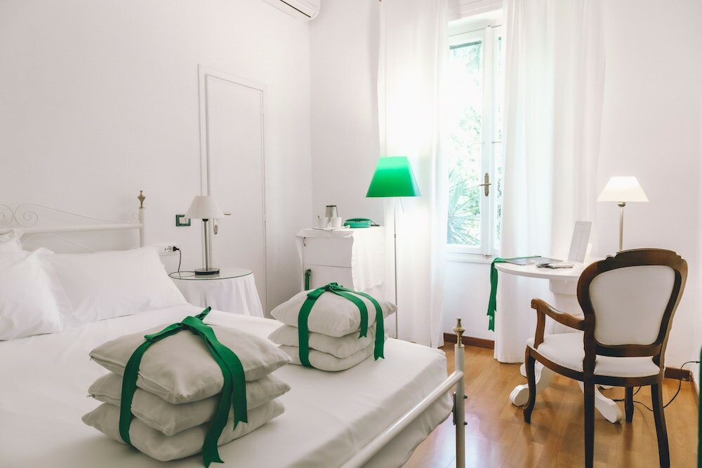 Фото Hotel Eveline Portosole