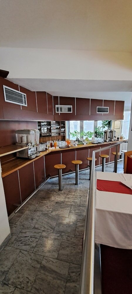 Фото Hotel Legie