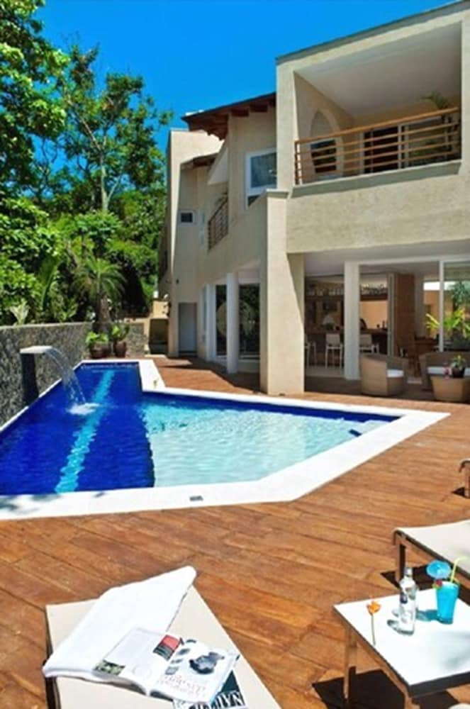 Фото Abayomi Hotel