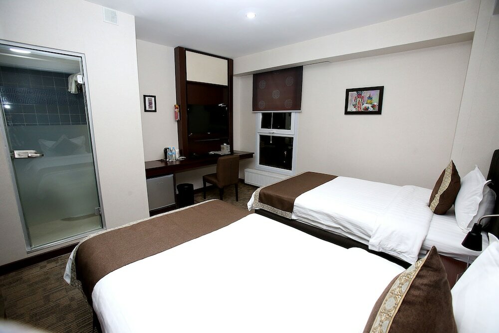 Фото Ub Inn hotel & gallery