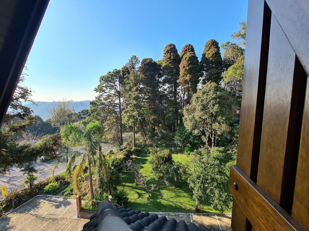 Фото Hotel Azaleia