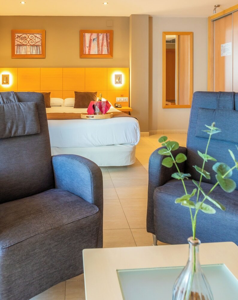 Фото La City Estacion