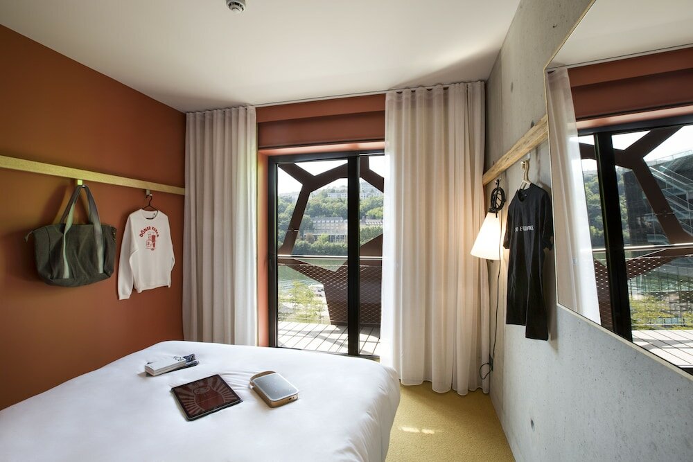 Фото Mob Hotel Lyon Confluence