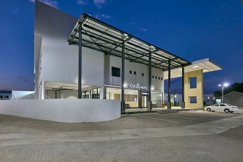 Фото Oasis Motel