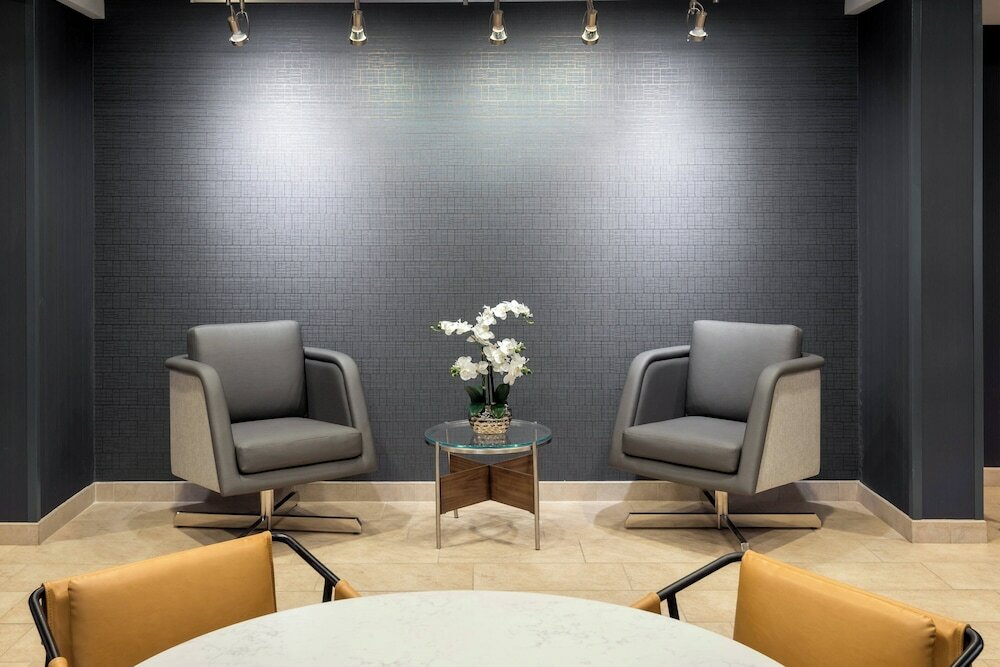 Фото Courtyard by Marriott Tallahassee North/I-10 Capital Circle