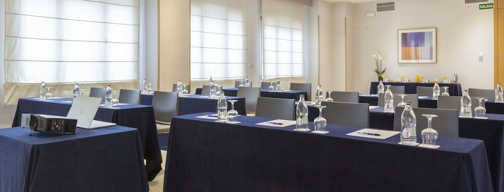 Фото Hotel Porcel Torre Garden