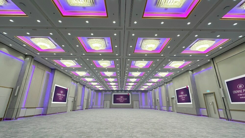 Фото Crowne Plaza Bahrain