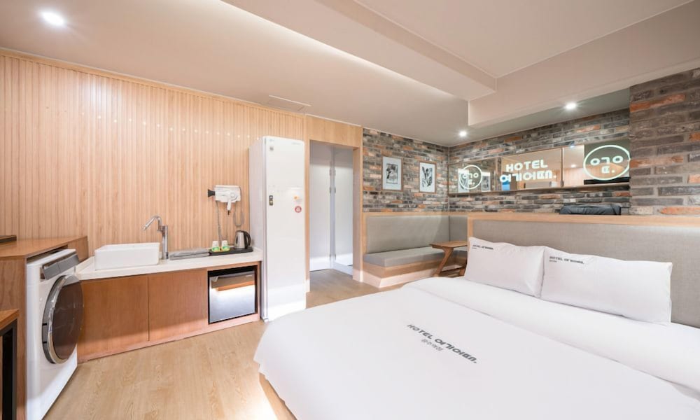 Фото Hotel Yeogiuhtte Gwangju Station