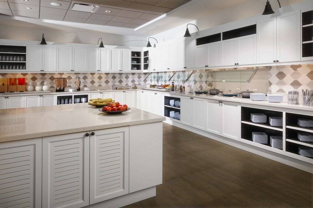 Фото Hyatt Place Calgary Airport