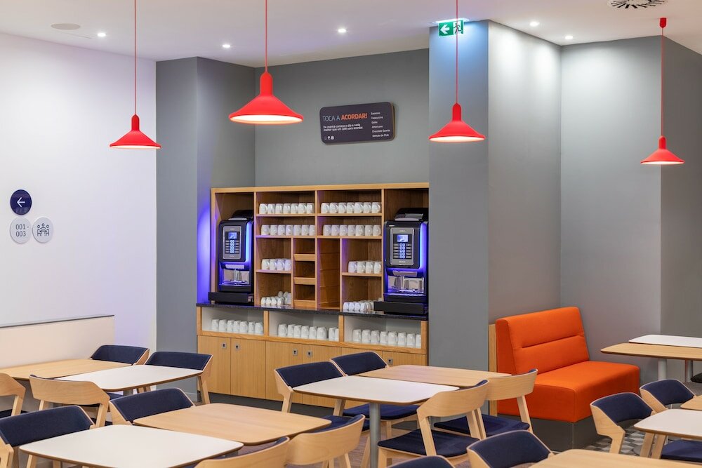 Фото Holiday Inn Express Porto City Center, an Ihg Hotel