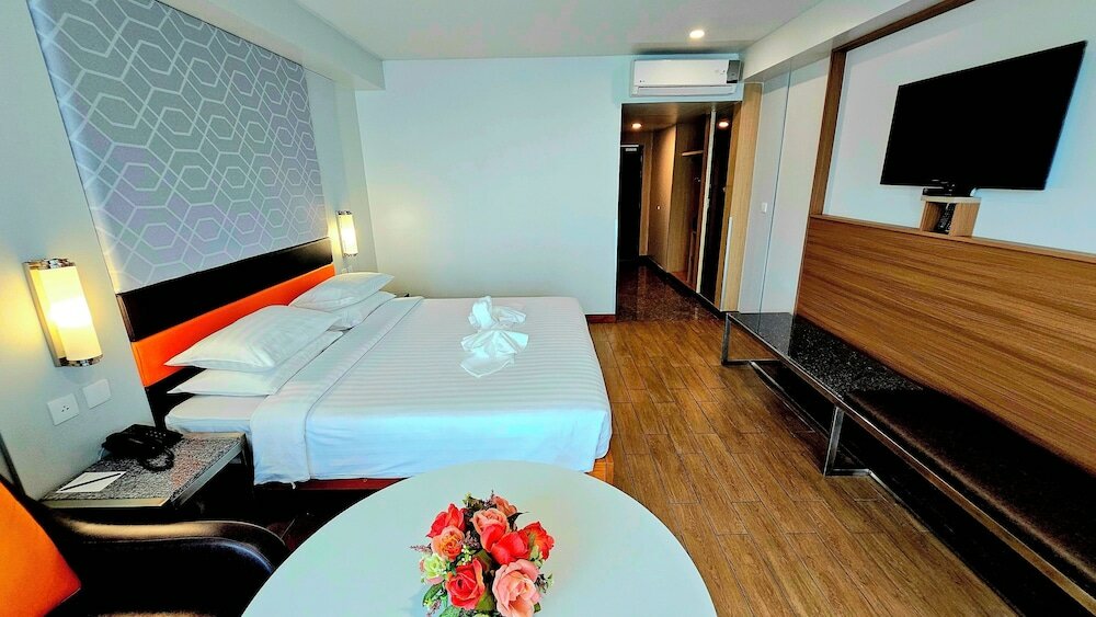 Фото Dynasty Grande Hotel