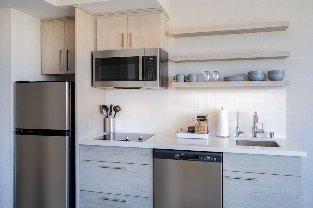 Фото Element San Jose Airport