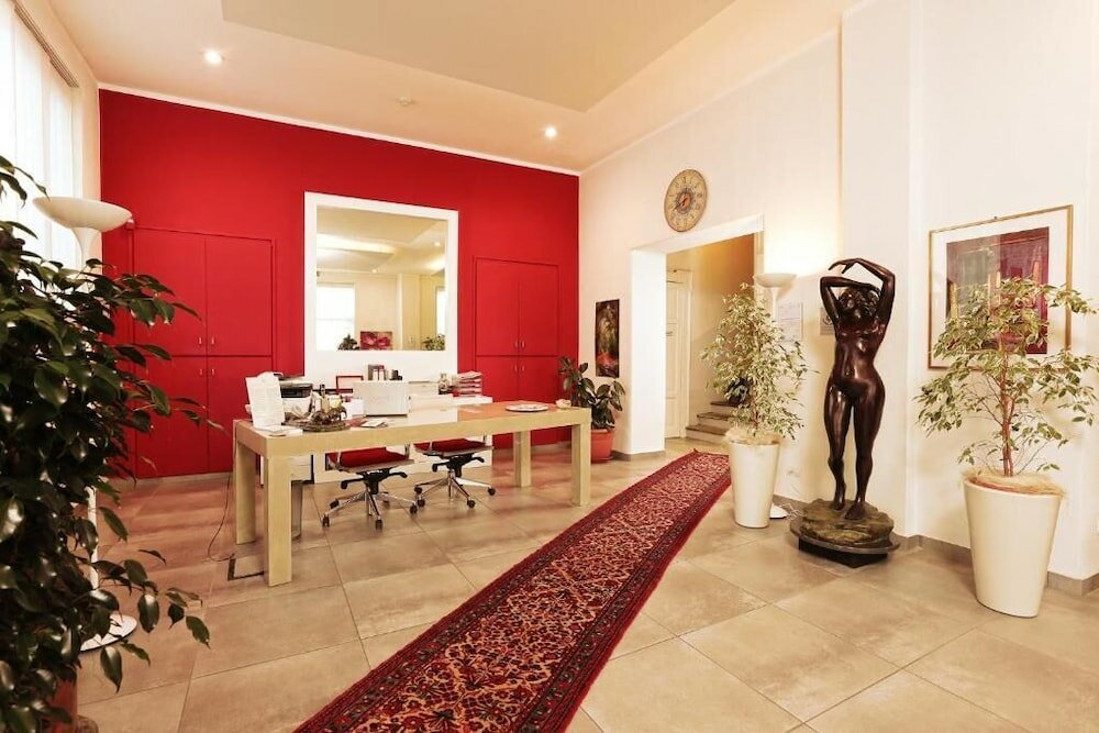 Фото Hotel La Nuova Rotaia