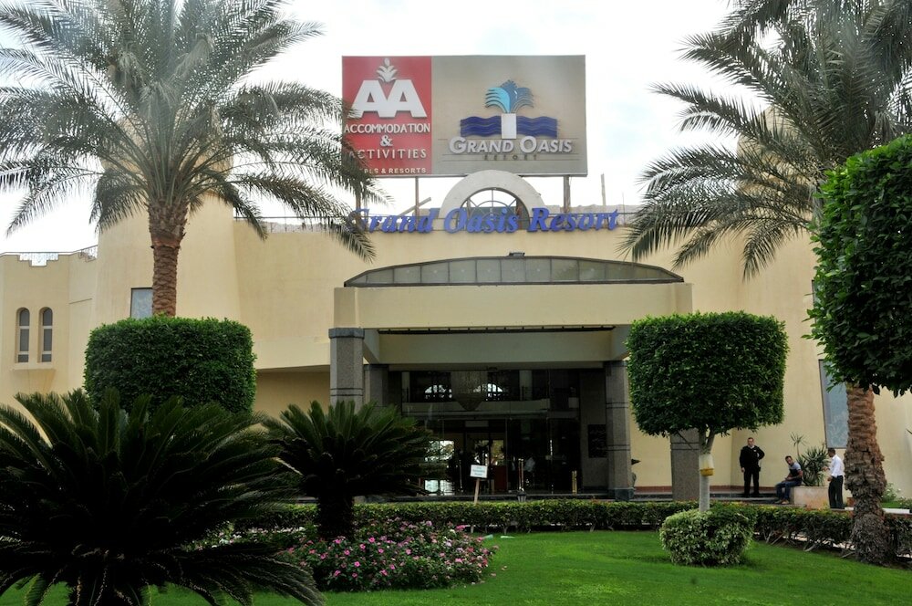Фото Grand Oasis Resort