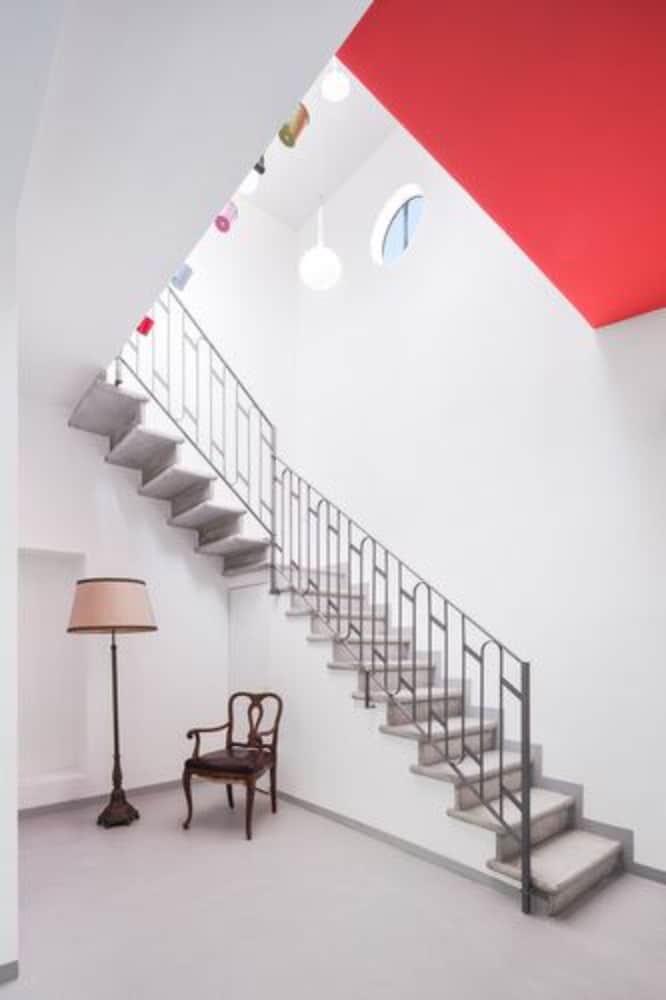 Фото Babila Hostel and Bistrot