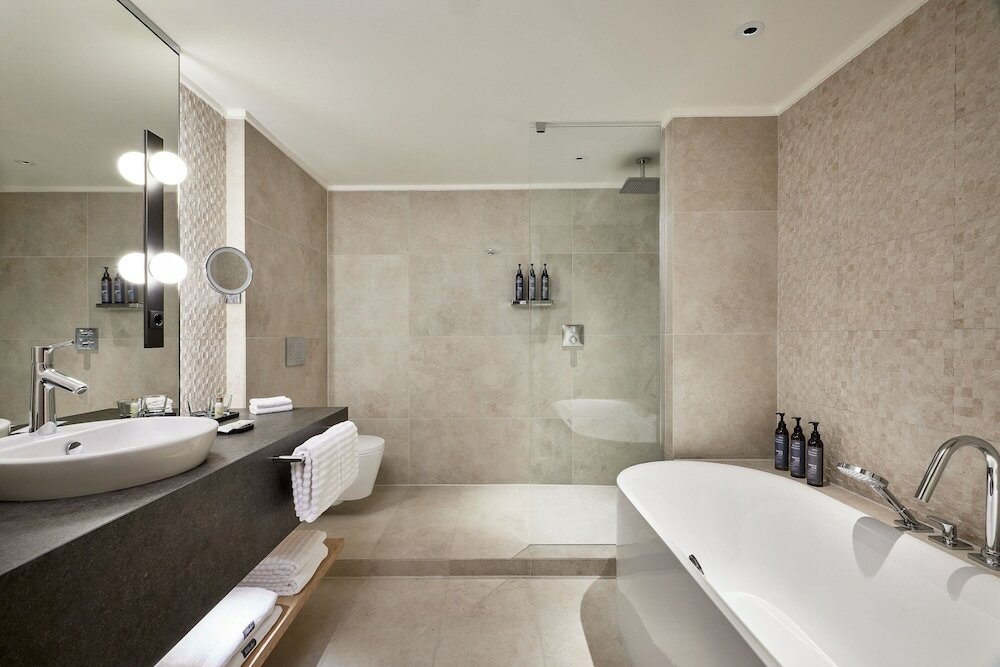 Фото The Westin Grand Frankfurt