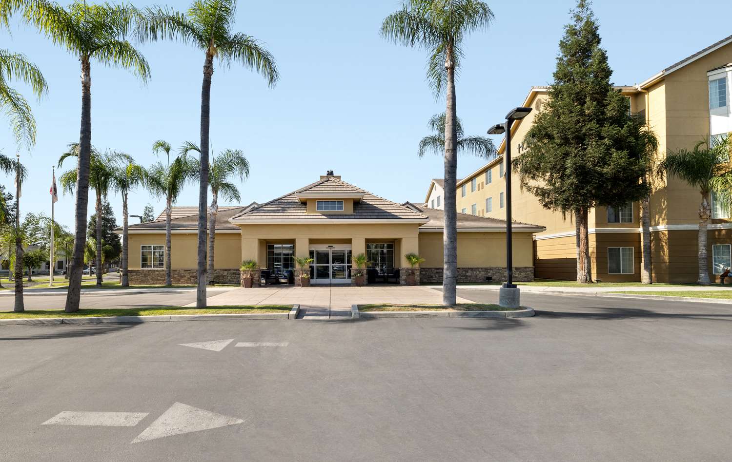 Фото Homewood Suites by Hilton Bakersfield