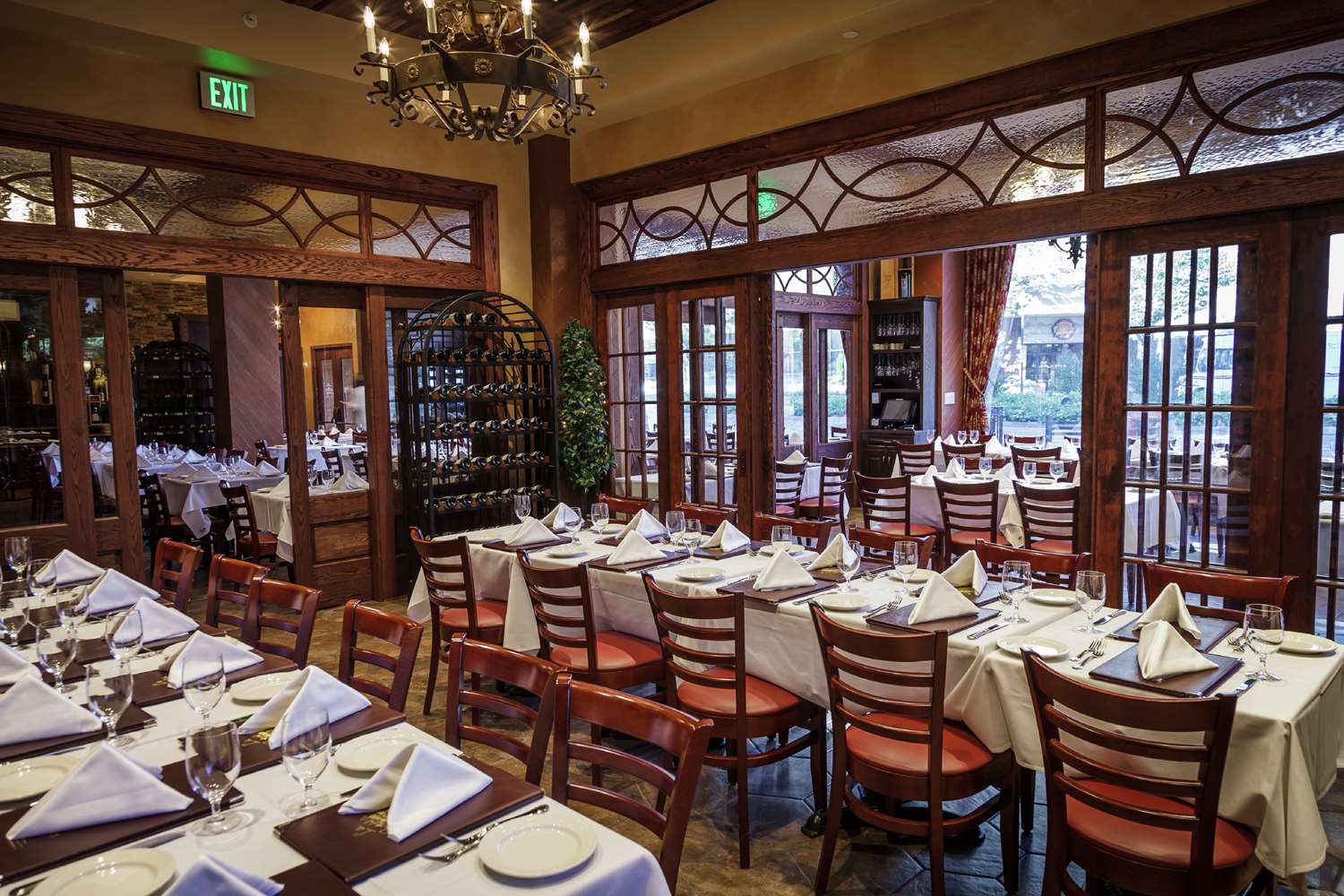 Фото Hilton Richmond Downtown