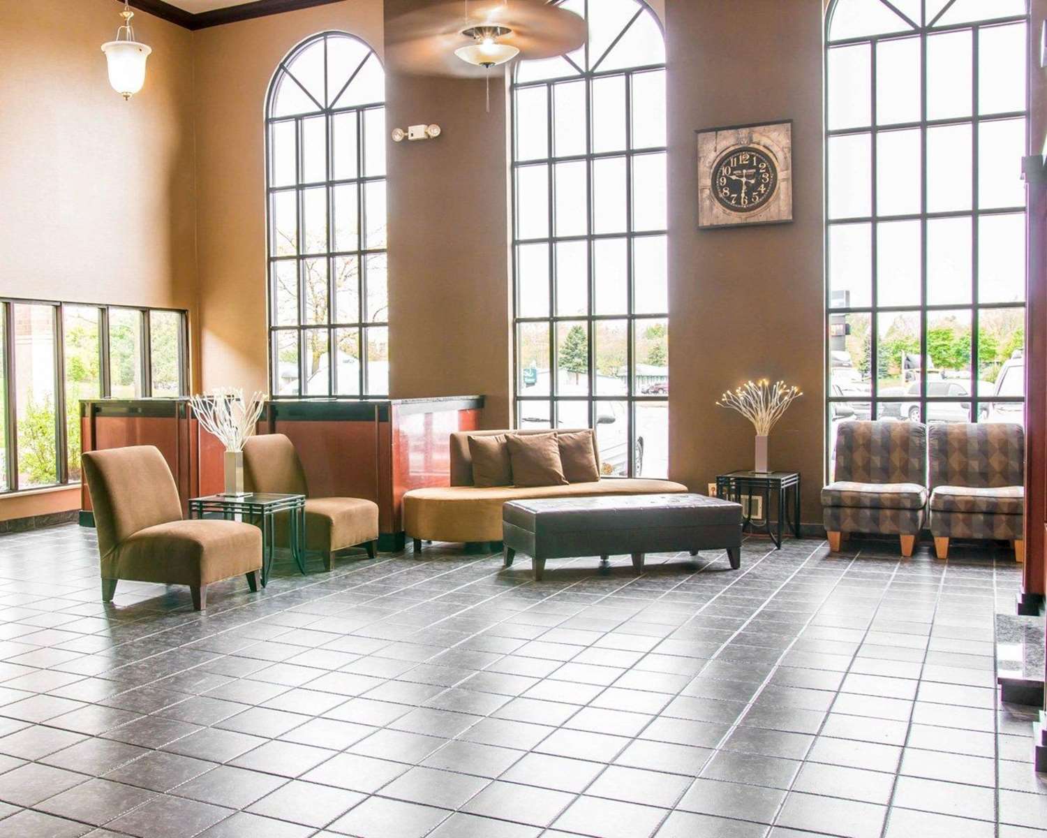 Фото Baymont by Wyndham Flint Airport North