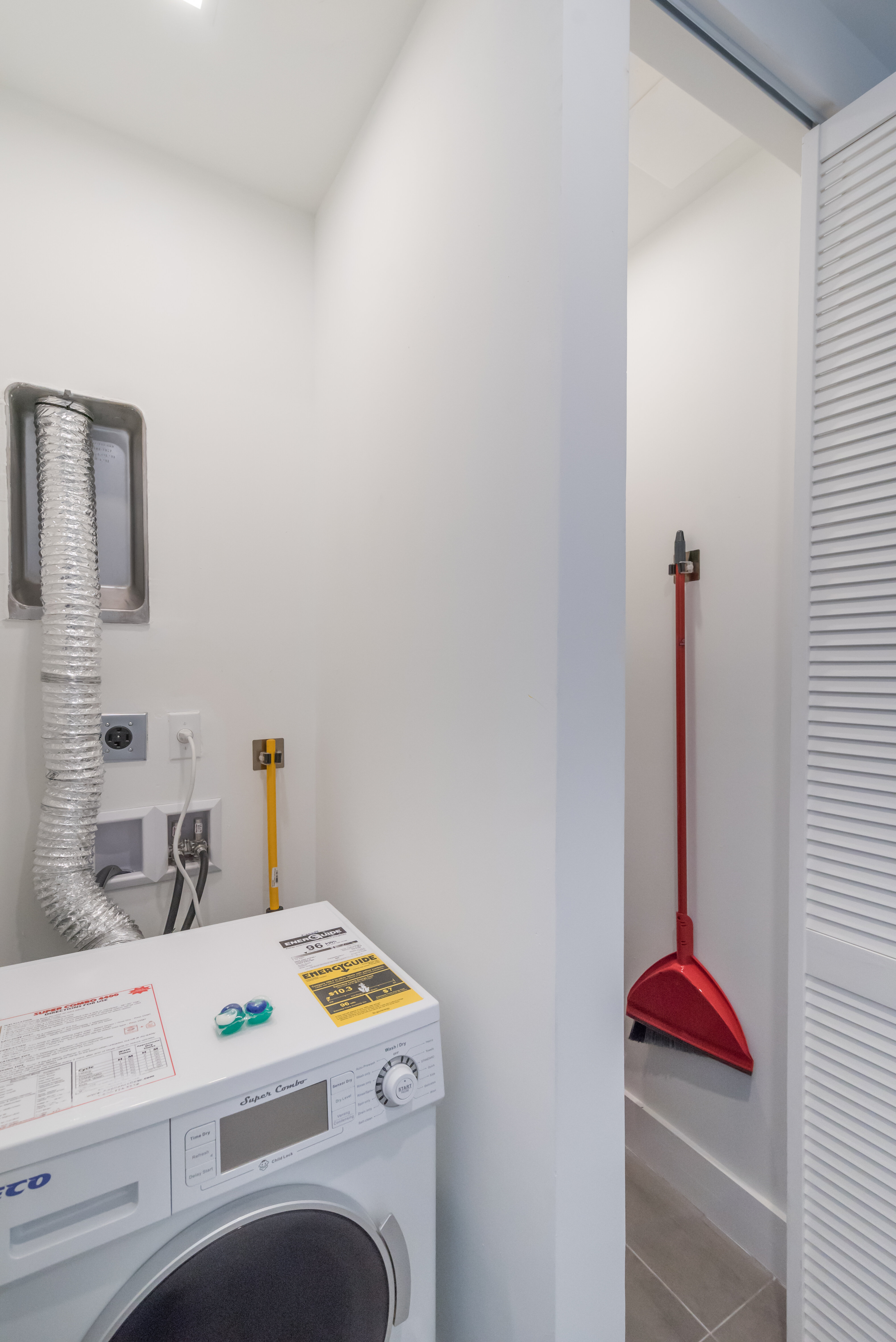 Фото Vhc Luxury Apartments