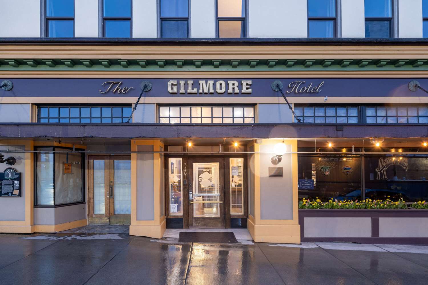 Фото Gilmore Hotel, Trademark Collection by Wyndham