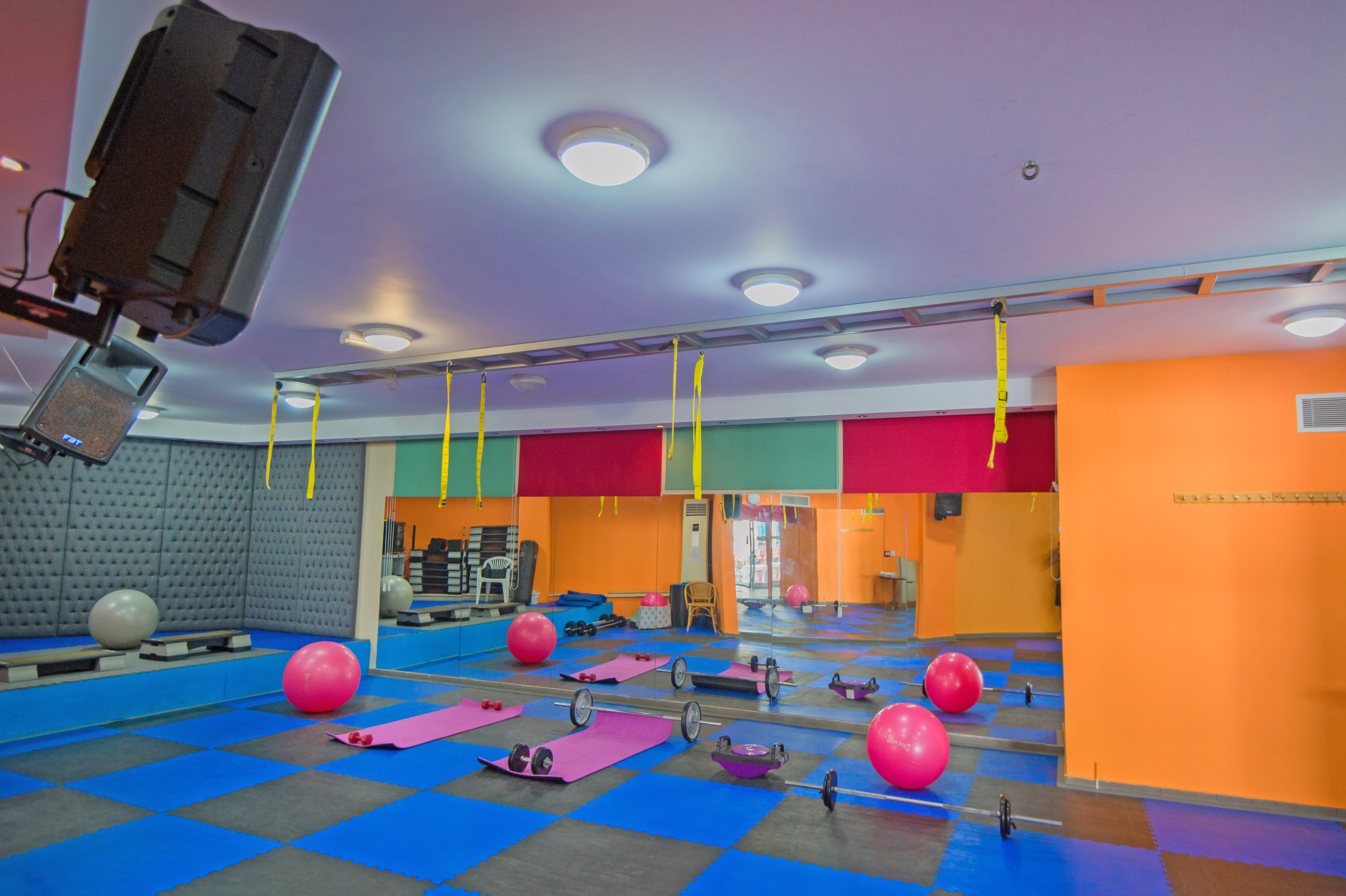 Фото New Famagusta Hotel