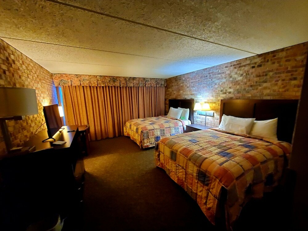 Фото Morris Grand Hotel and Conference Center