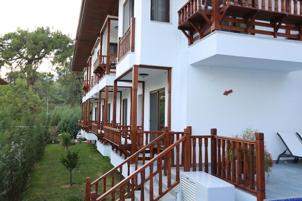 Фото Alp Suites Pinehill