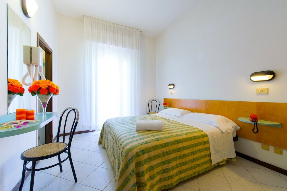 Фото Hotel Ariane