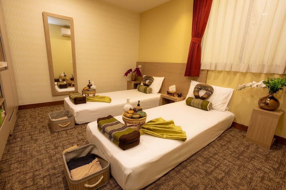 Фото Hotel Kuretakeso Thailand Sriracha