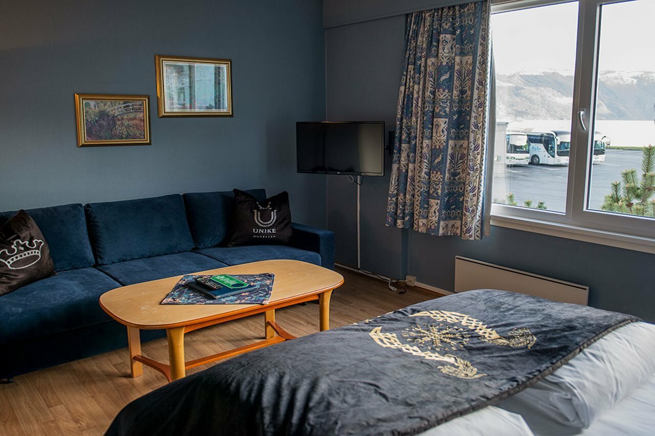 Фото Leikanger Fjordhotel - Unike Hoteller