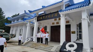 Мемориальный музей павших героев Западной Маньчжурии (Heilongjiang Province, Prefectural level city of Qiqihar, Kladbishche pavshikh bortsov revolyutsii Zapadnoy Manchzhurii), museum