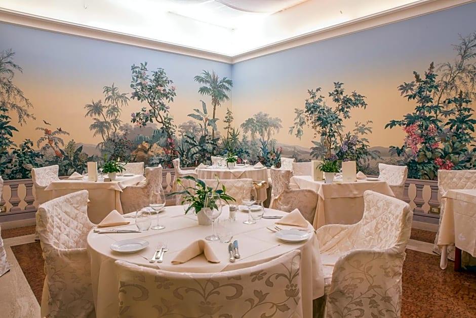 Фото Grand Hotel Astoria