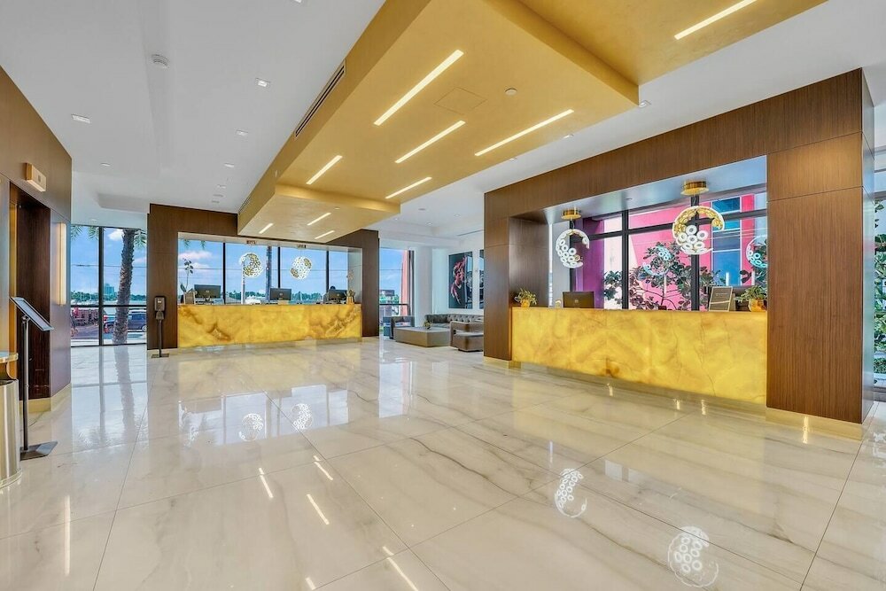 Фото Ch Luxury Condos & Studios On The Beach