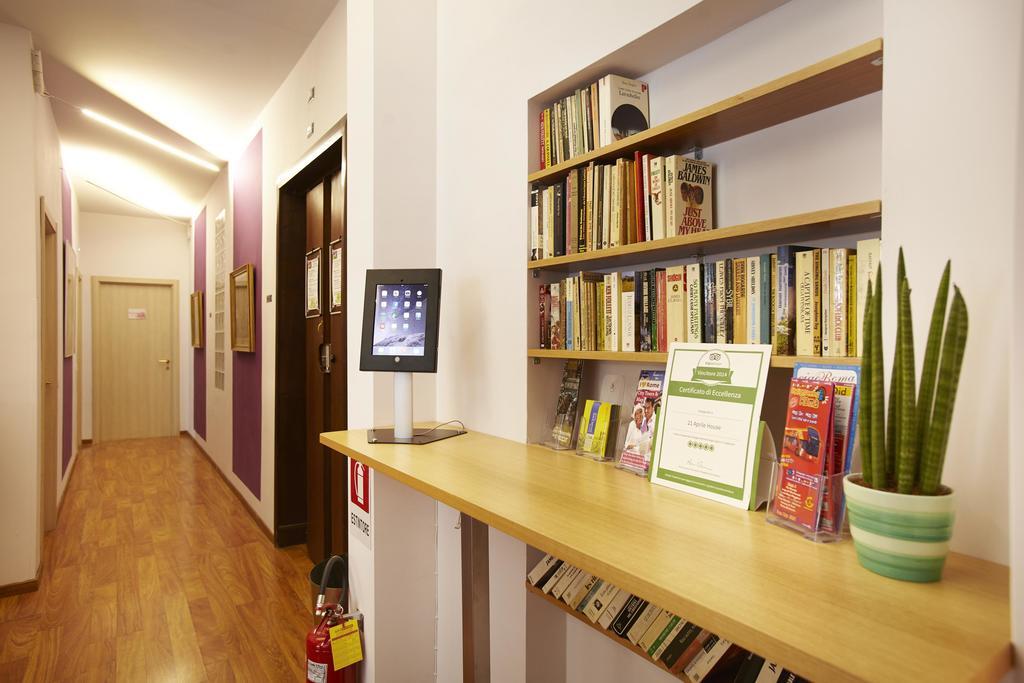 Фото 21 Aprile Accommodation