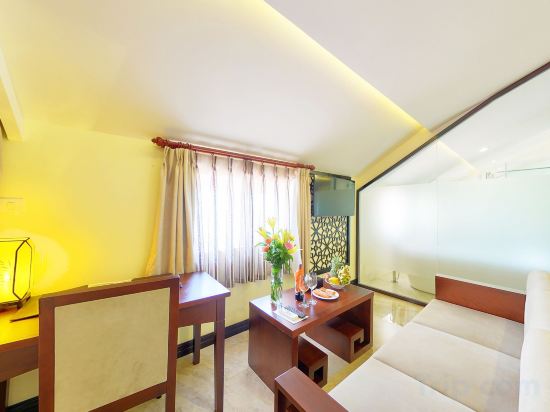 Фото River Suites Hoi An Hotel