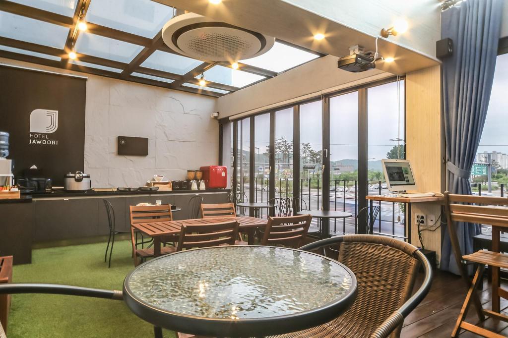 Фото Jawoori Hotel Do An