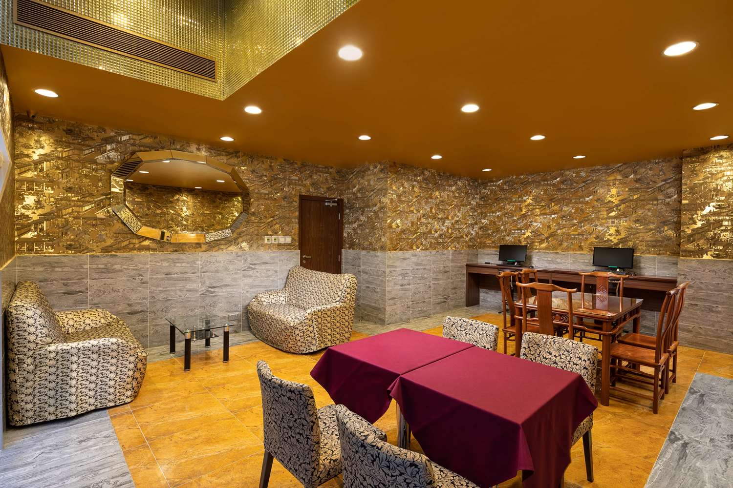 Фото Ramada by Wyndham Hong Kong Harbour View