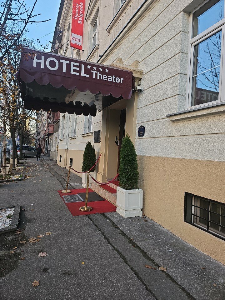 Фото отеля 2