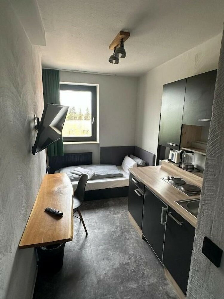 Фото Hotel Mecklenheide Hannover