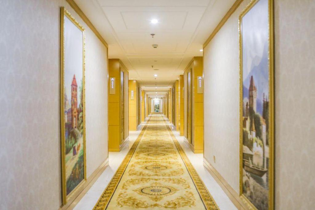 Фото Vienna Classic Hotel Hangzhou Linan