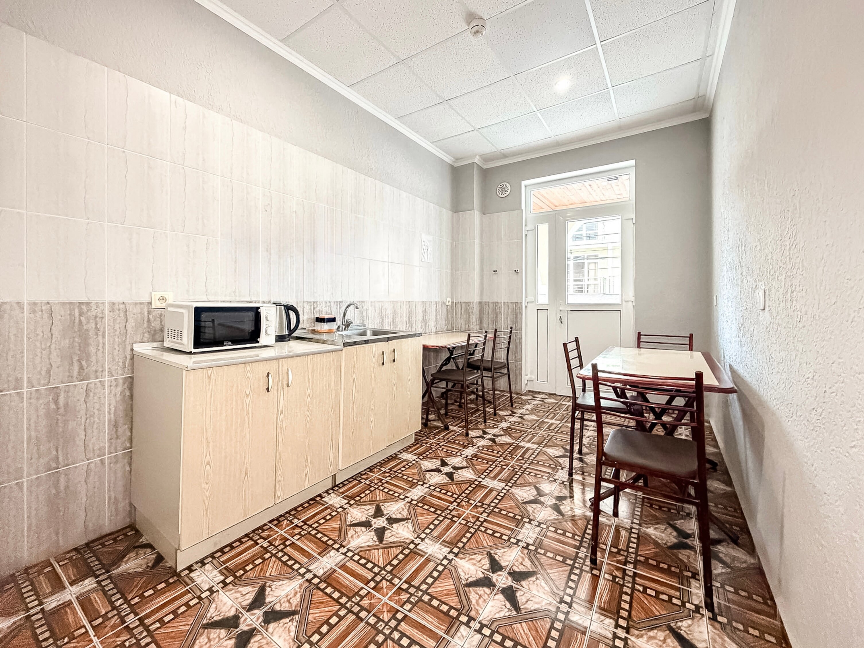 Фото Астери