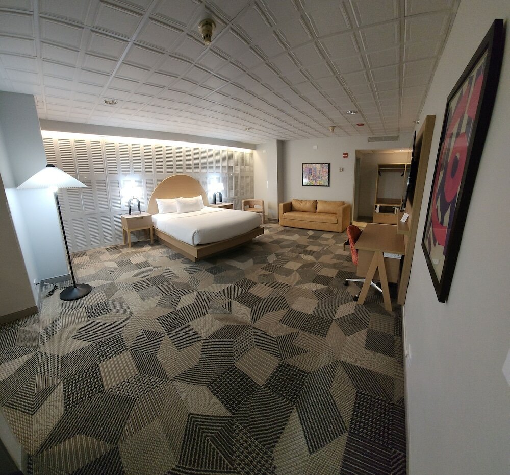 Фото Miami International Airport Hotel