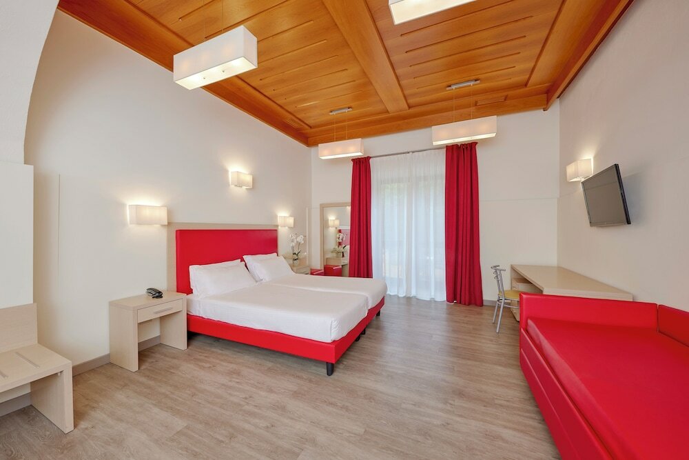 Фото Hotel Royal Village