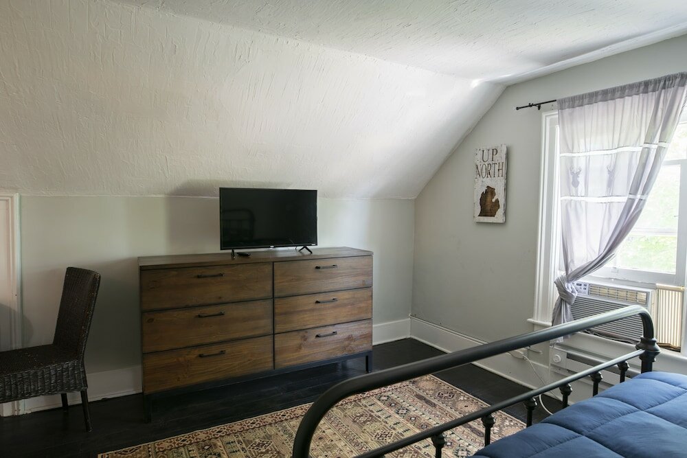 Фото Charlevoix House