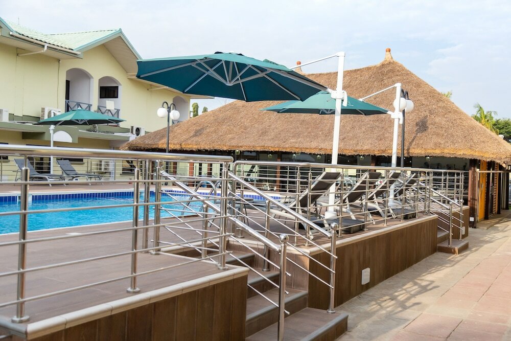 Фото Sunlodge Hotel