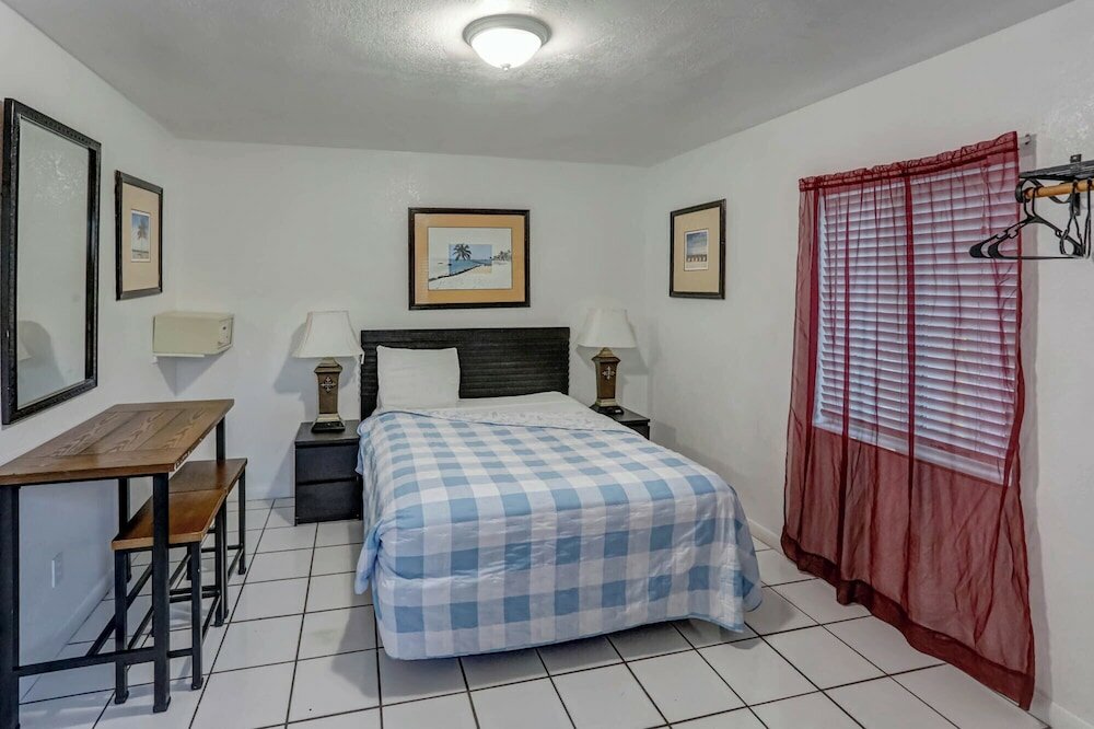 Фото Green Seas Motel